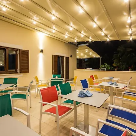 Gimi Aparthotel 4*